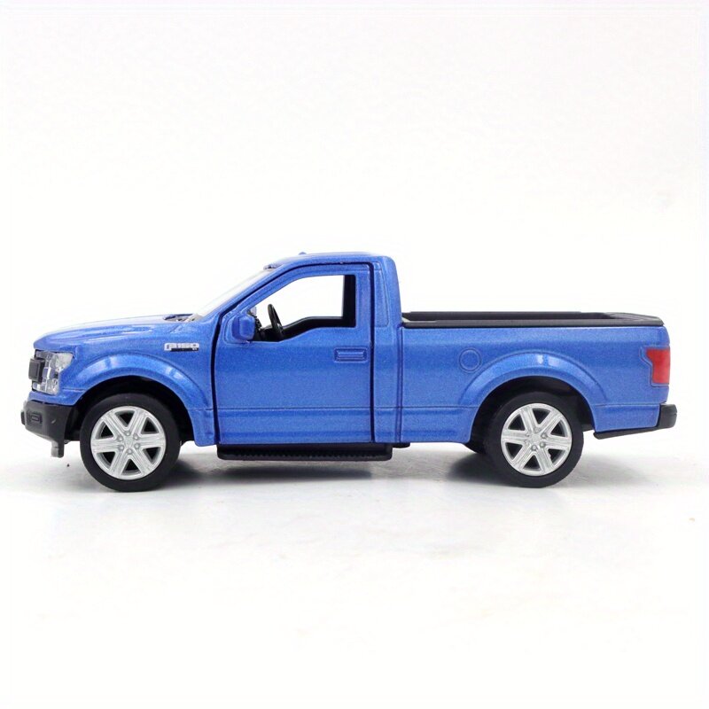 Модель Ford F-150 в масштабе 1:36 с механизмом оттяжки, сине-черная