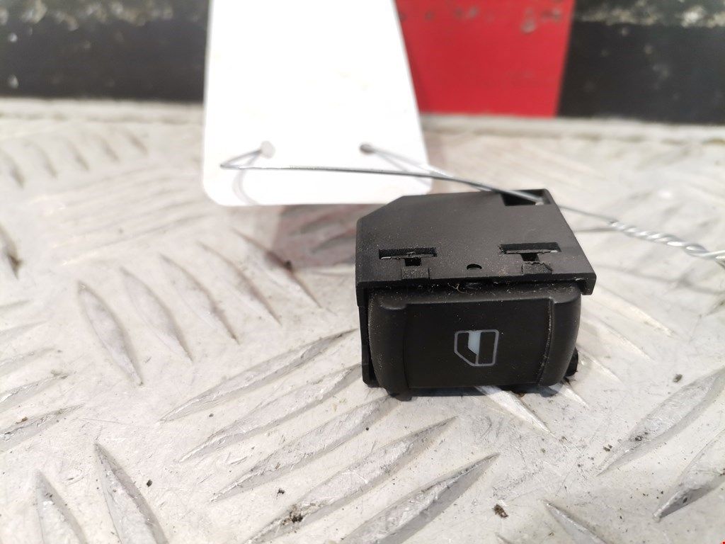 Кнопка стеклоподъемника / 1547552 3B0959855B 3B0959855B для Volkswagen Golf 4 (с пробегом)