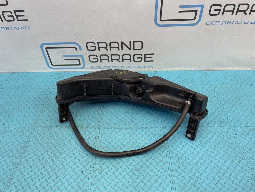 Бачок омывателя Audi Q5 2010 8RB CAHA 2.0 OEM 8R0955453B