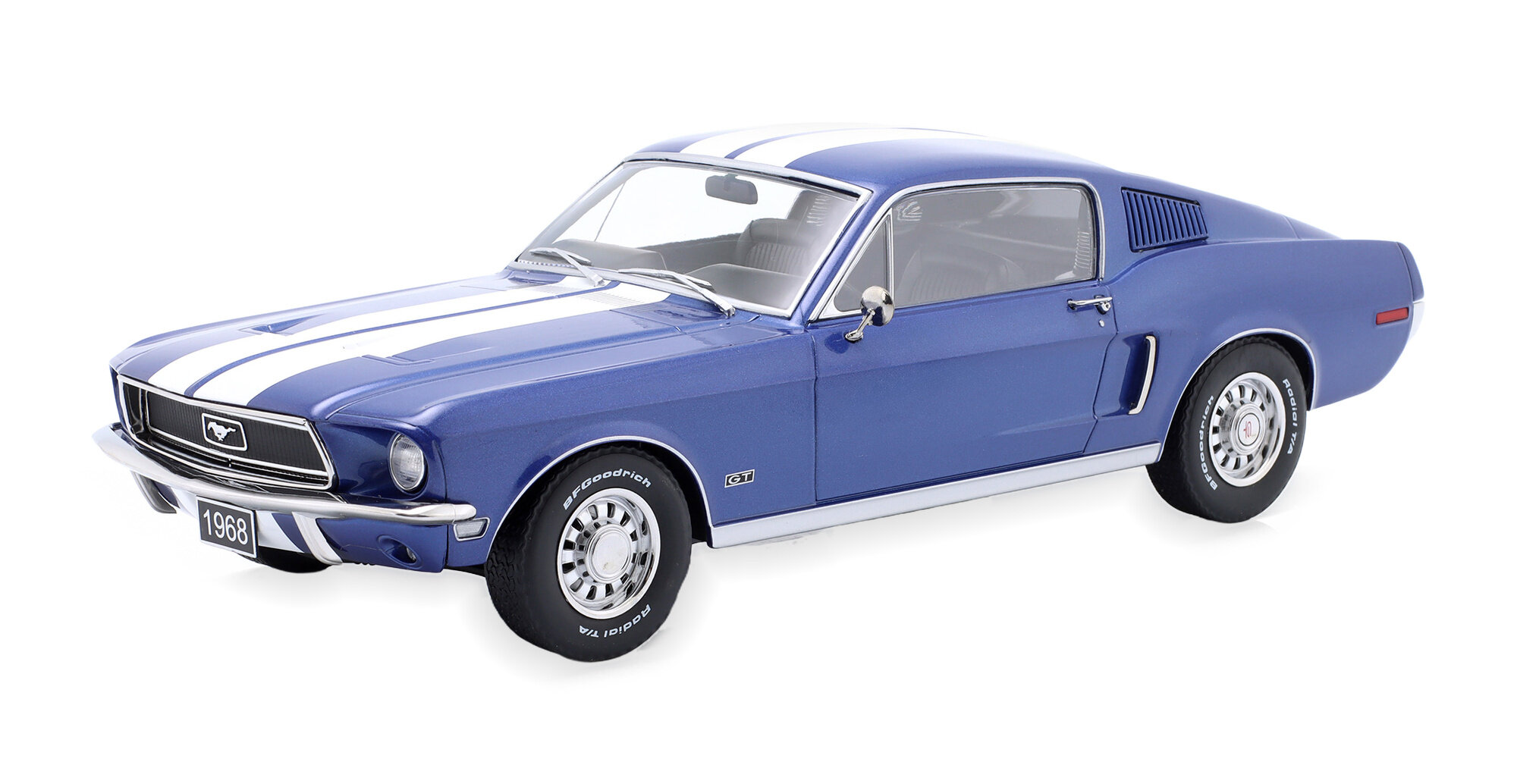 Модель коллекционная KK-SCALE Ford mustang gt fastback 1968 blue metallic/white