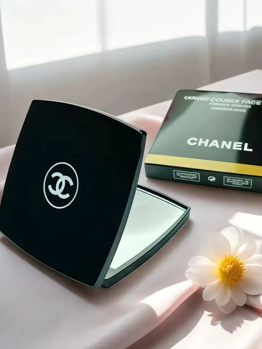 Chanel Зеркало карманное "зеркало карманное", 85 см х 15