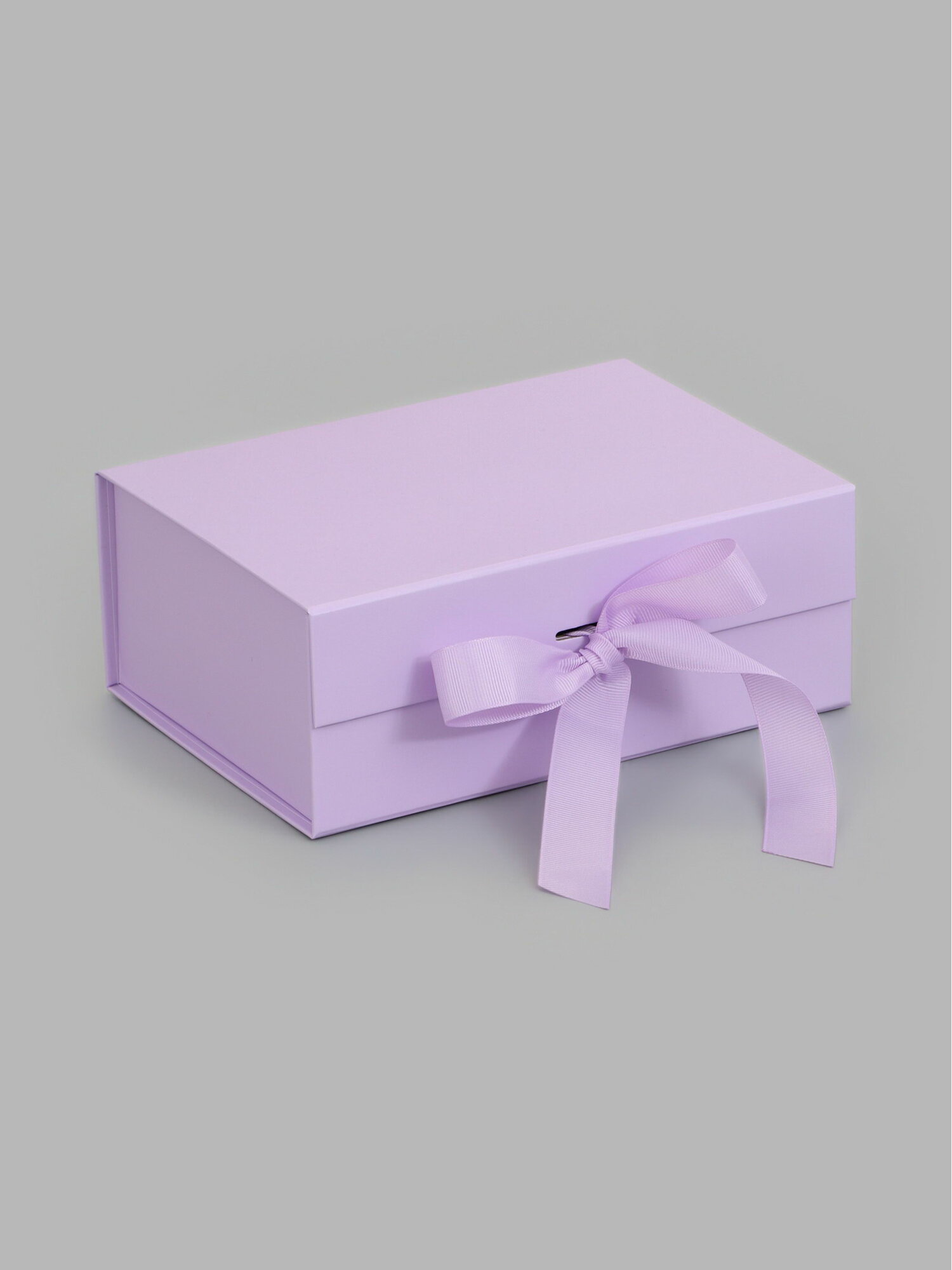 Коробка подарочная на магните с бантом, 22x17x8.5 см, самосборная, сиреневая