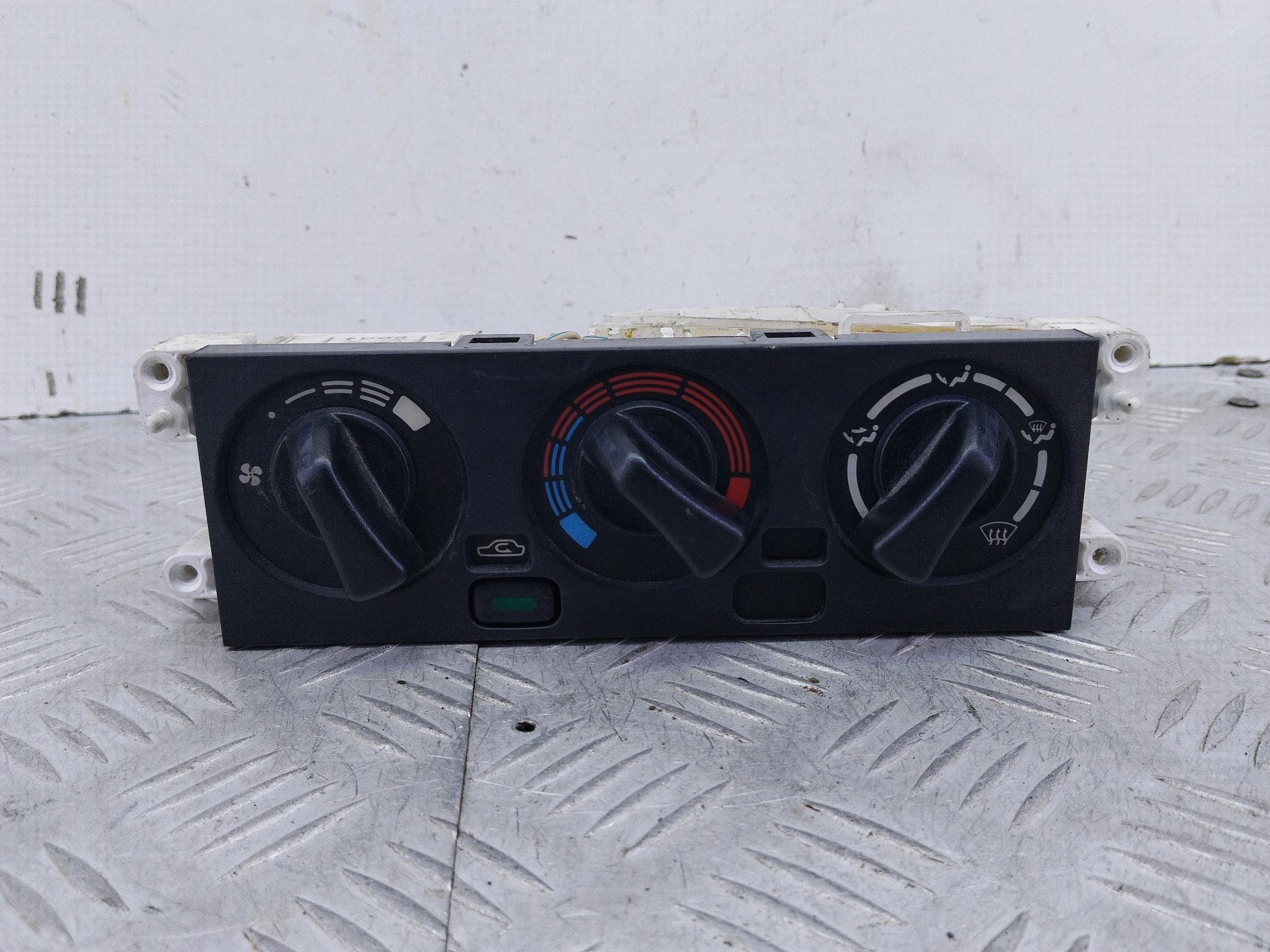 Блок управления печки/климат-контроля Nissan Almera N15 рест. N15 1998