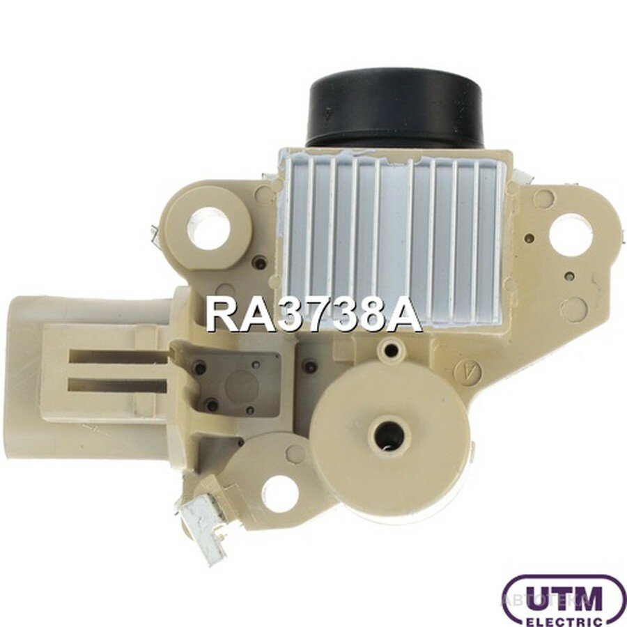 Регулятор MITSUBISHI CANTER 01- генератора UTM RA3738A