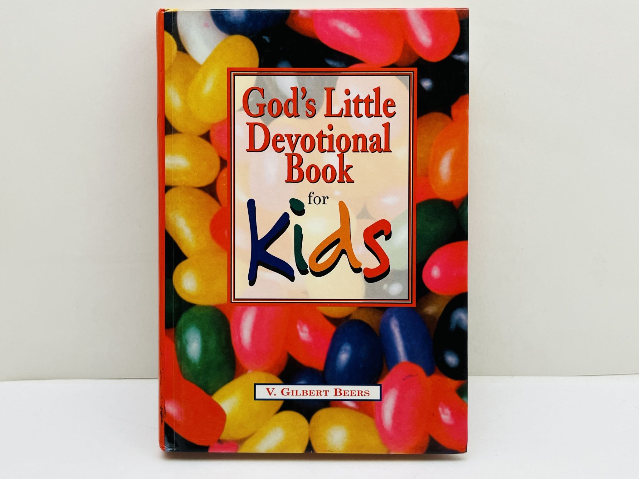 God's Little Devotional Book for Kids Божья маленькая книга для духовного чтения детям