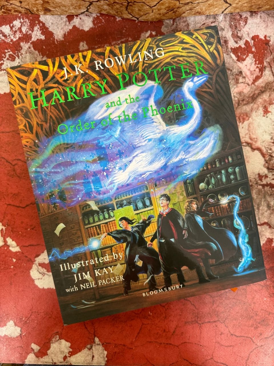 Harry Potter and the Order of the Phoenix - Illustrated Edition J.K. Rowling