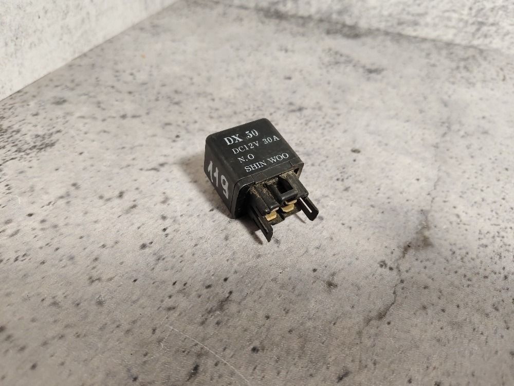 Реле силовое Kia Spectra, SHIN WOO DX30, 12V 30A Б/У с пробегом