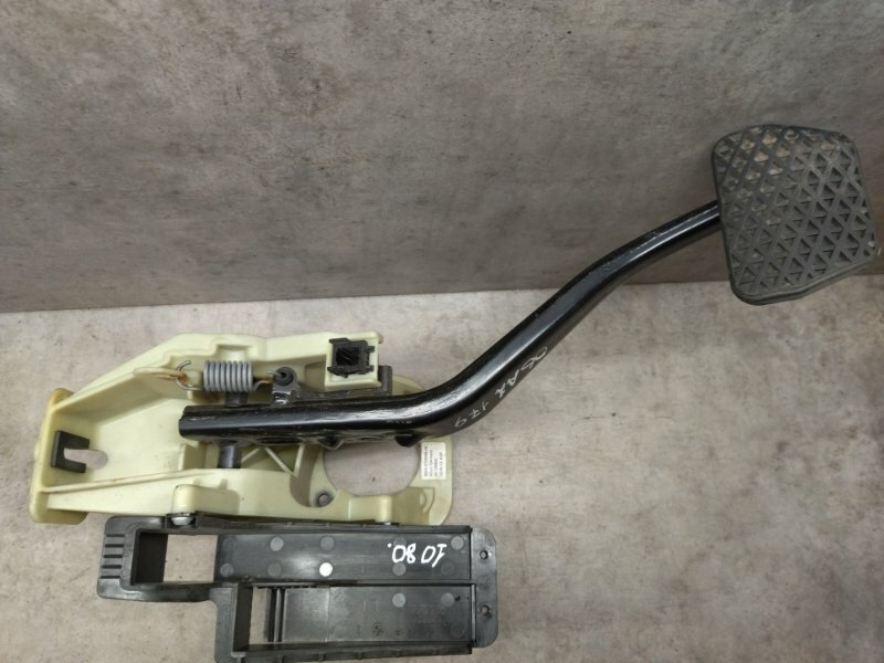 Педаль тормоза BMW 6 F06 N63 35006775368