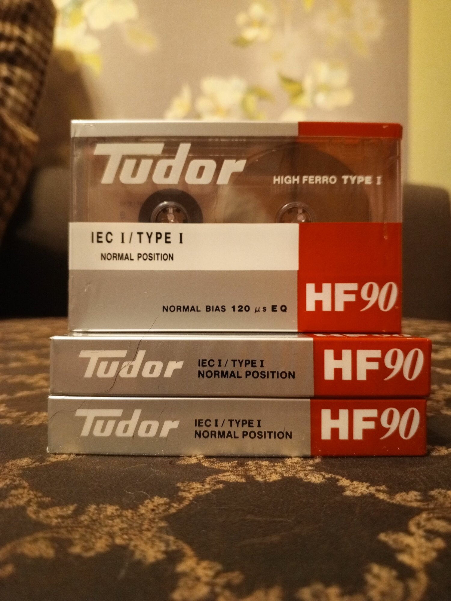 Аудиокассета Tudor HF90 TYPE I 1988г Испания(90 мин)