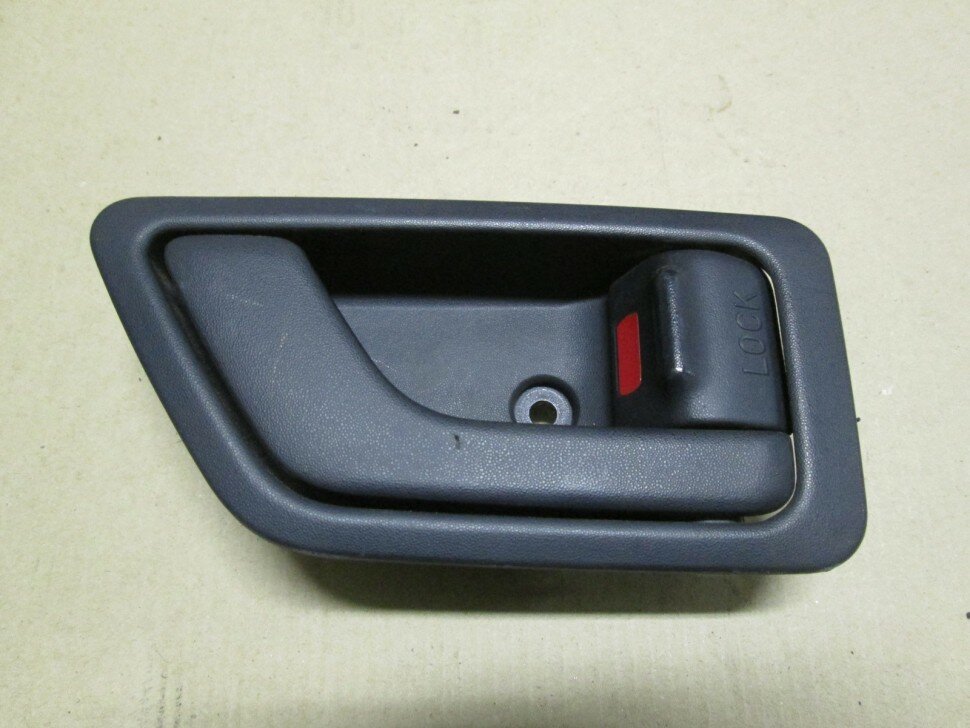 Ручка двери внутренняя правая 82821-TB010 Hyundai Getz б/у