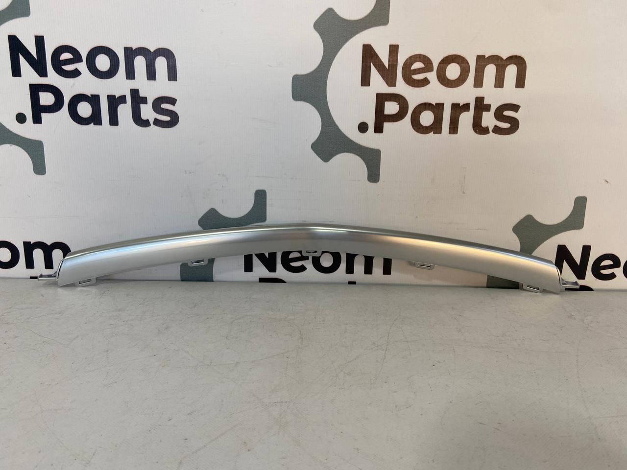 Накладка решетки радиатора Geely Coolray SX11 2019-2024