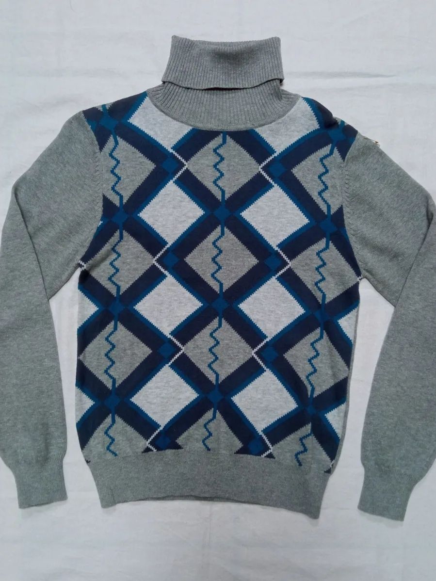 Свитер
