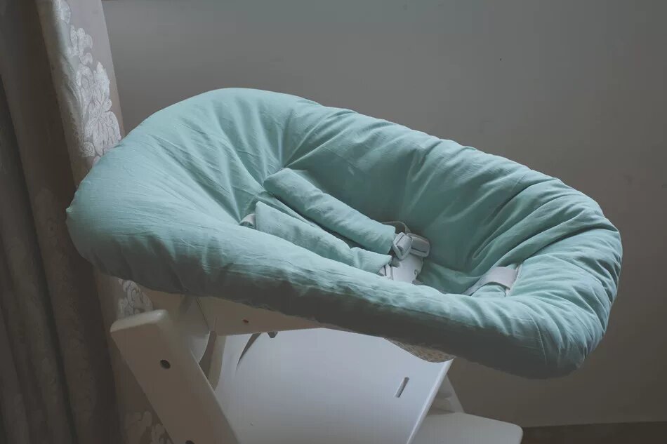 Чехол для детской люльки Stokke New Born Set бирюзовый, 100% хлопок с хлопком и страховочным ремнем