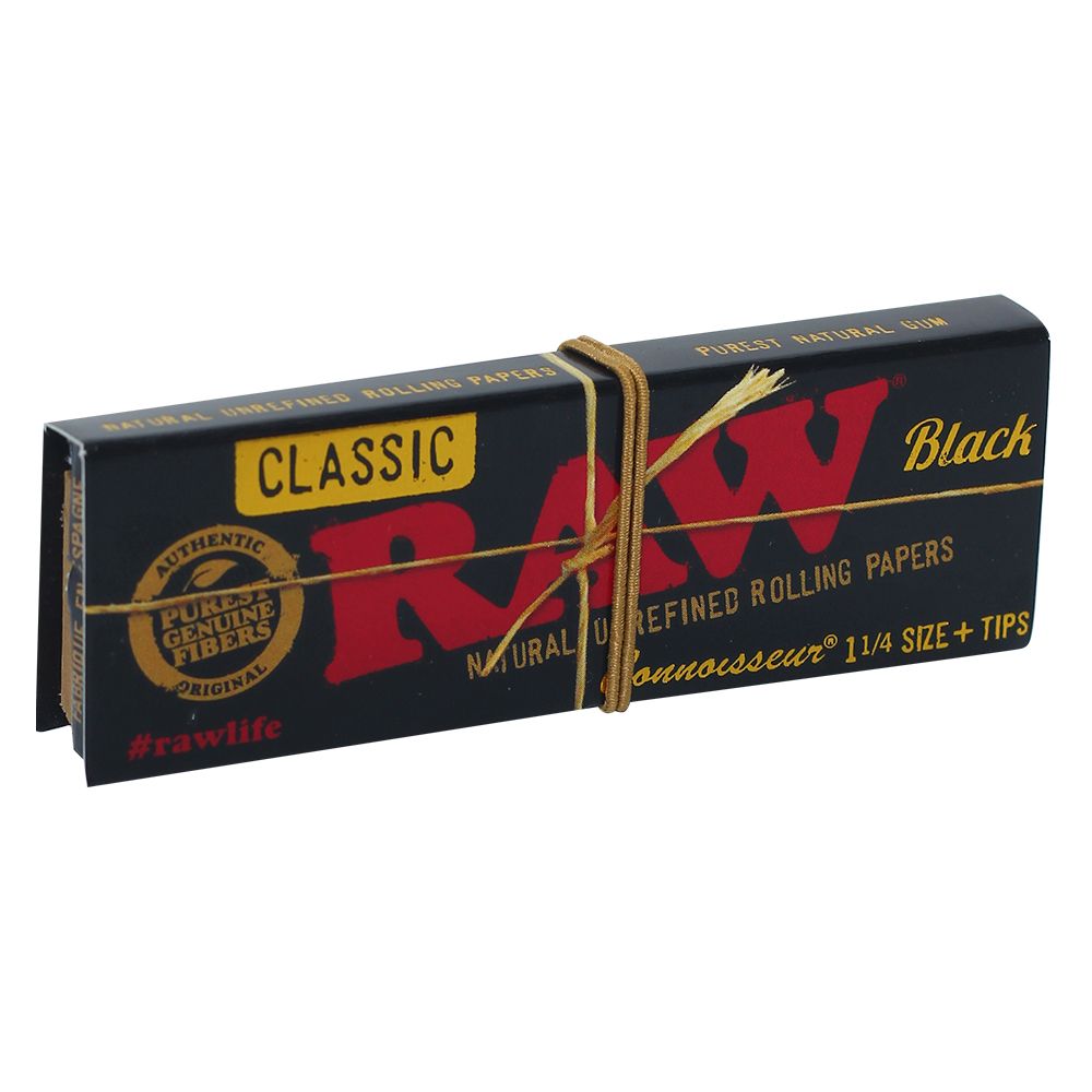 Бумага для самокруток Raw CONNOISSEUR 1 1/4 BLACK + Tips, 50 шт.