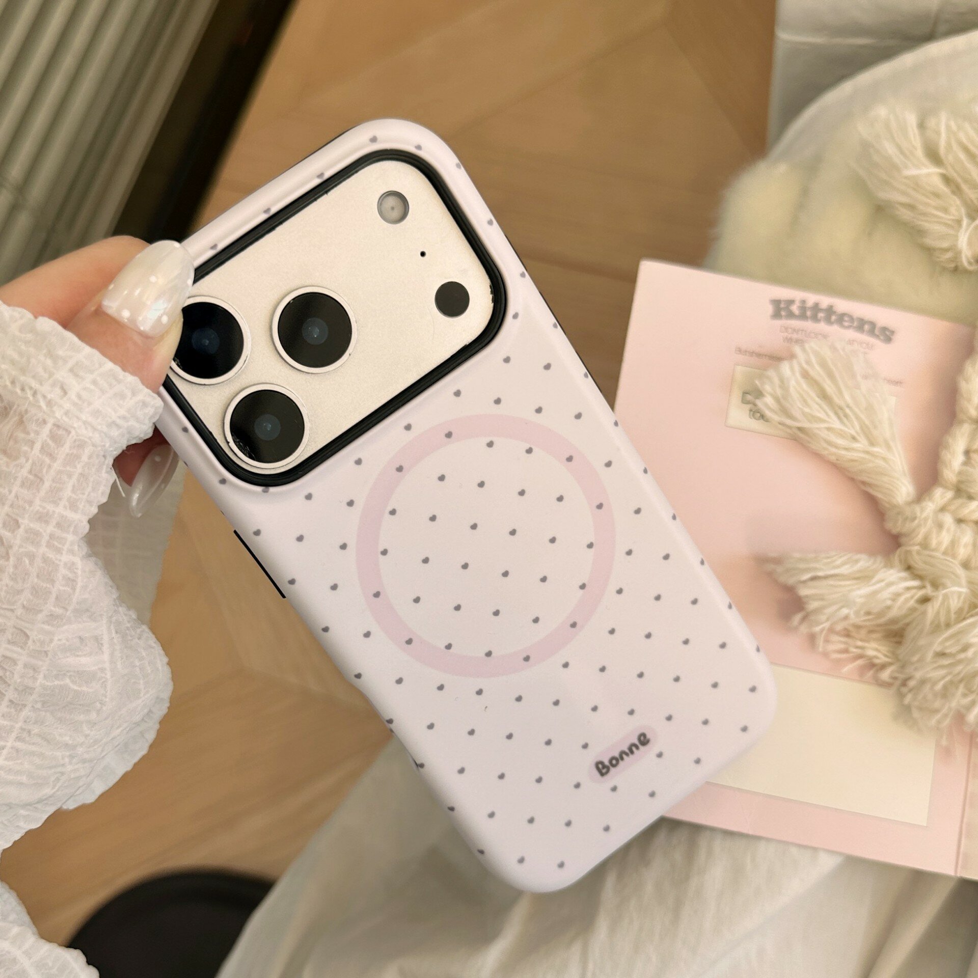 Магнитная подставка для телефона с сердечками в сером для iPhone 12 Mini/13 Mini