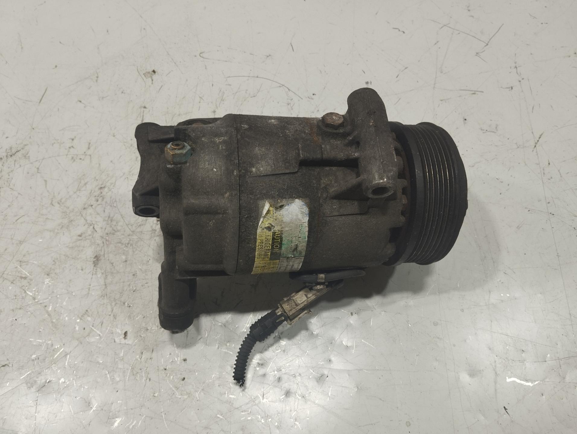 Компрессор кондиционера Opel Astra H (2004 - 2007) 13124752