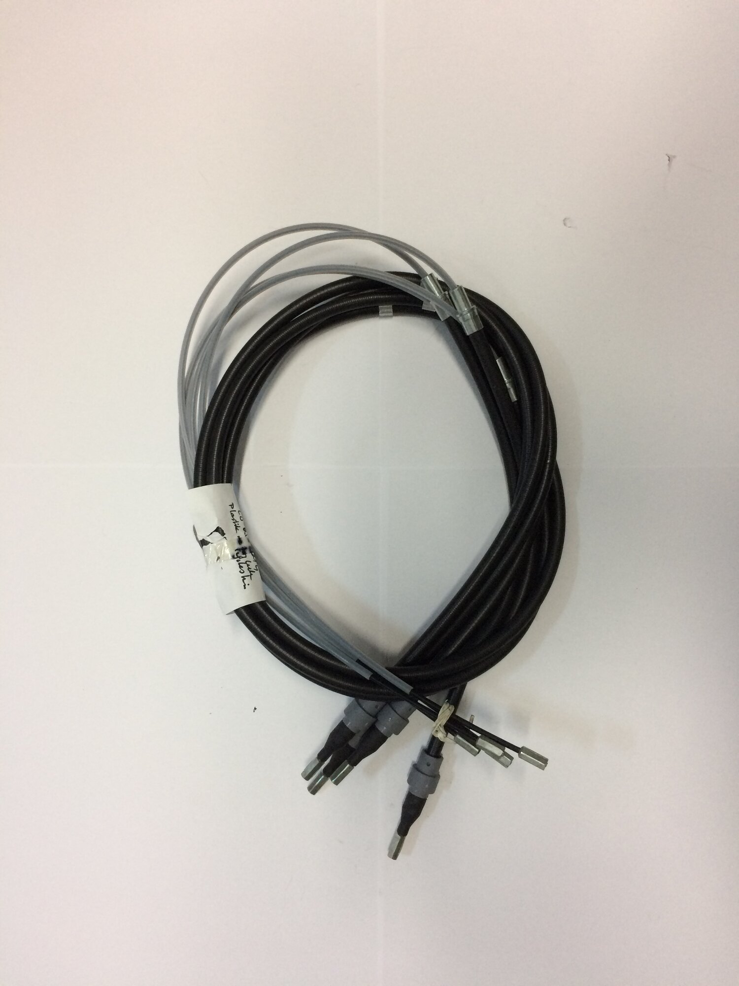 Трос стояночного тормоза L=R Audi A3, VW Golf 96 1J0609721E 1J0609721EALT 1J0609721H CAVO 7002504