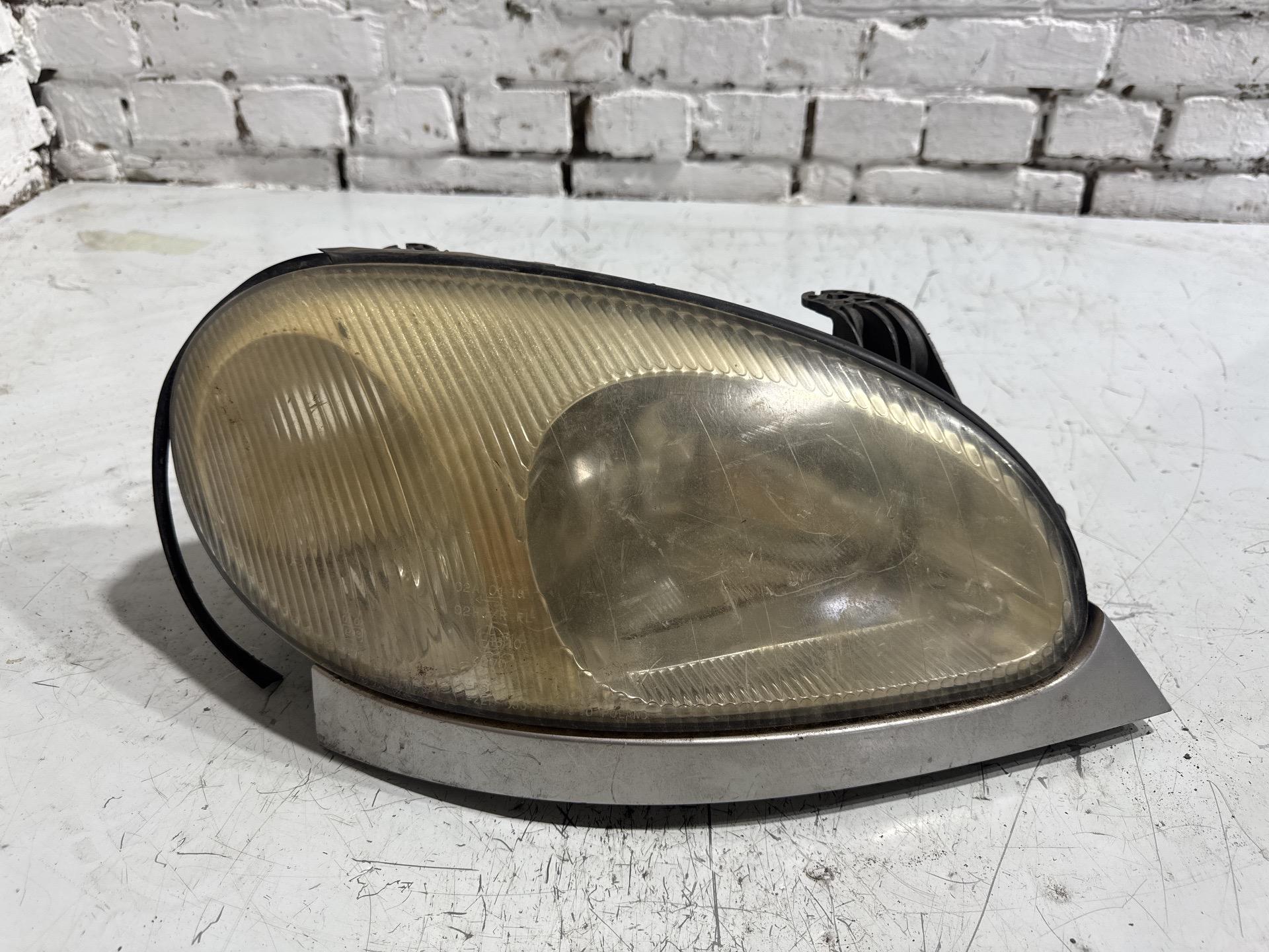 Фара правая Daewoo Lanos T100 (1997 - 2001) 96304611