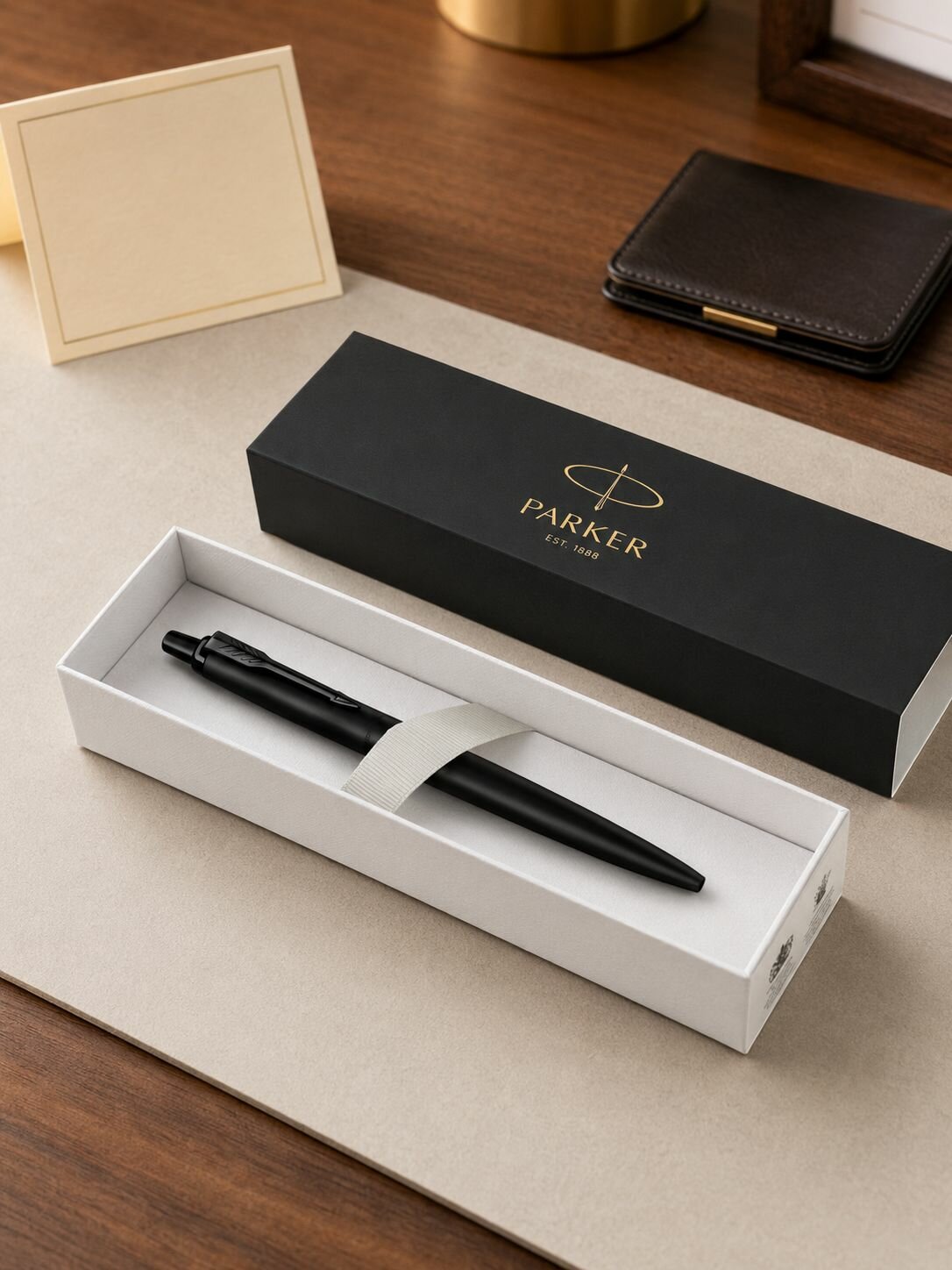 Ручка шариковая Parker Jotter Monochrome XL Matt Black, M, чернила синие, подарочная коробка, арт. 2122753 — фото 1