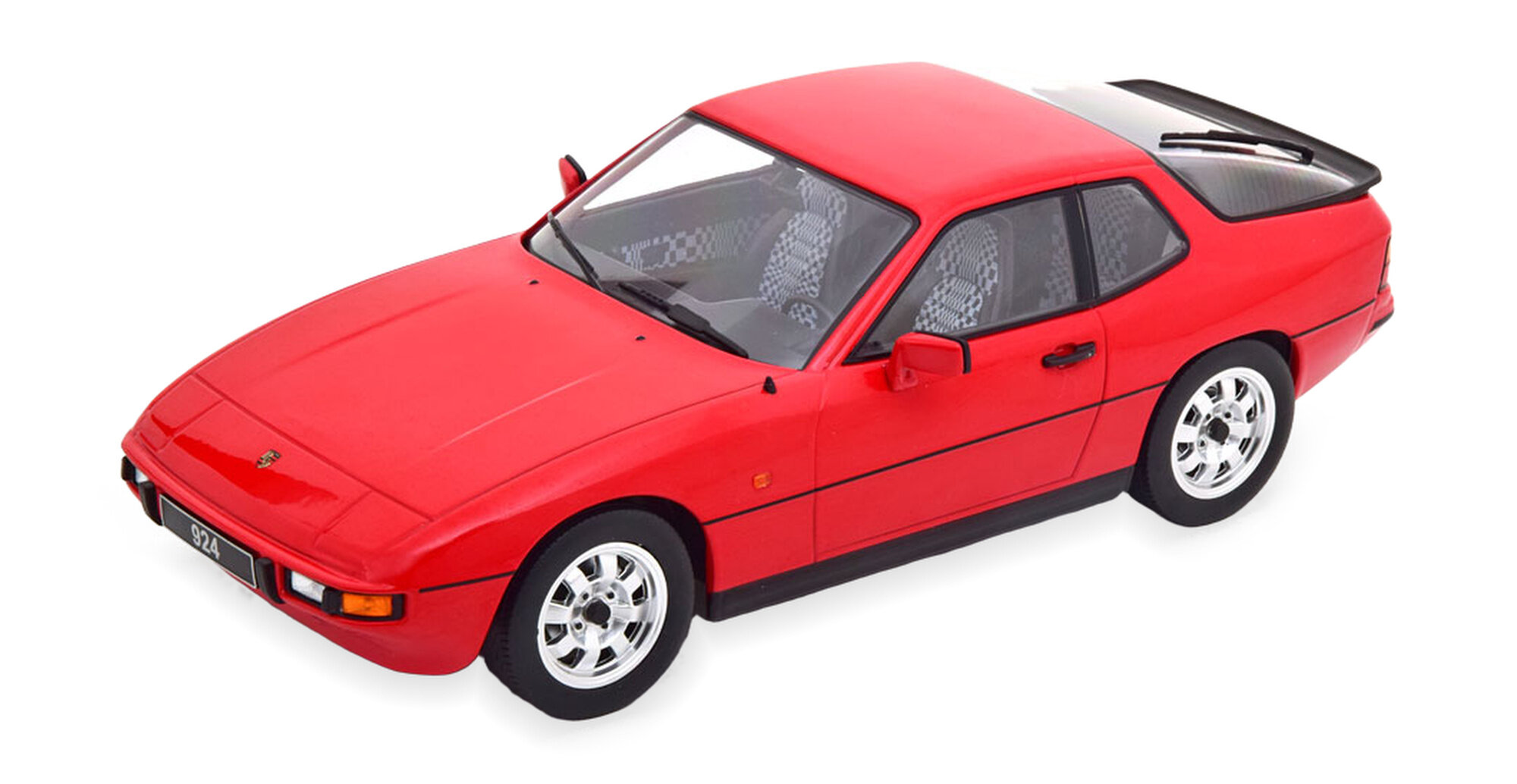 Модель коллекционная KK-SCALE Porsche 924 1985 red