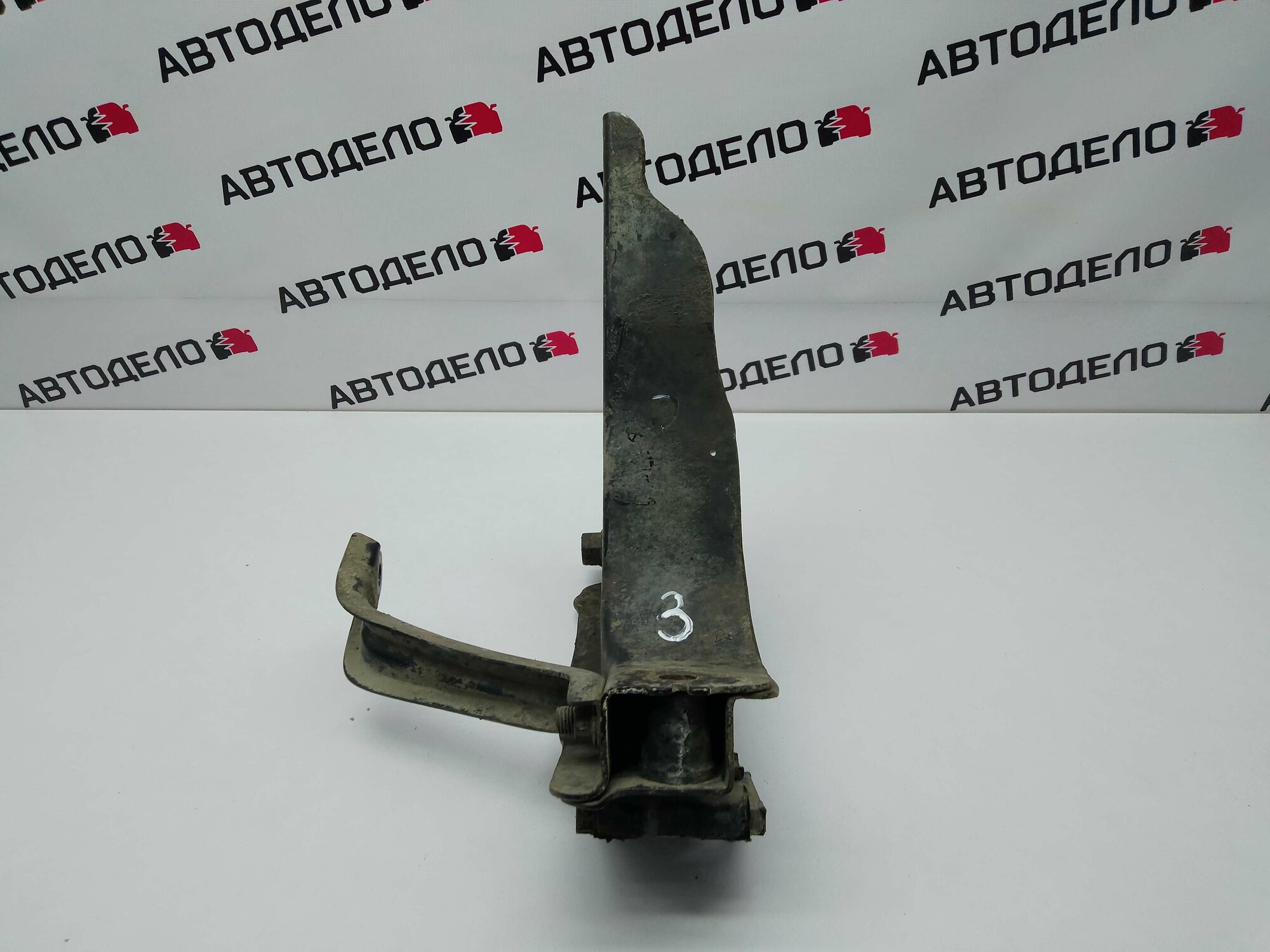 Кронштейн задней опоры двигателя Honda Avancier