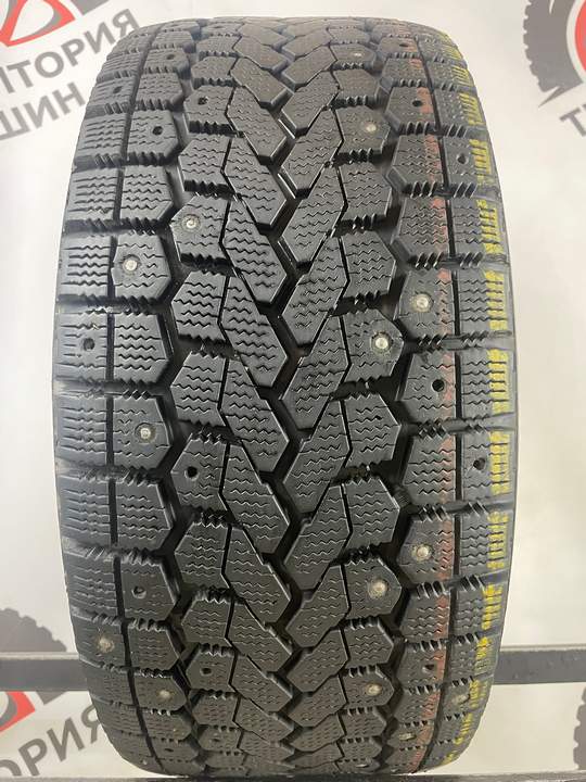 Зимние шины шипованные Yokohama Ice Guard F700S 245/40 R18 30% износ