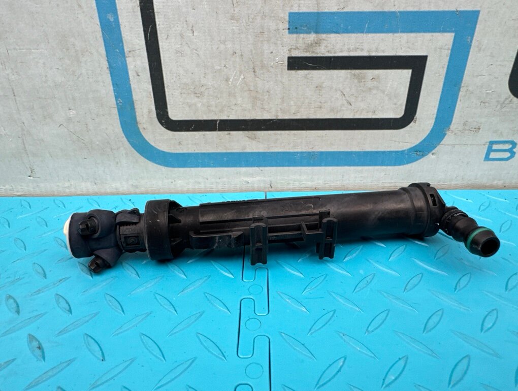 Форсунка омывателя фары Mercedes-Benz M-Class 2014 W166 642.826 3.0 OEM A1668601247
