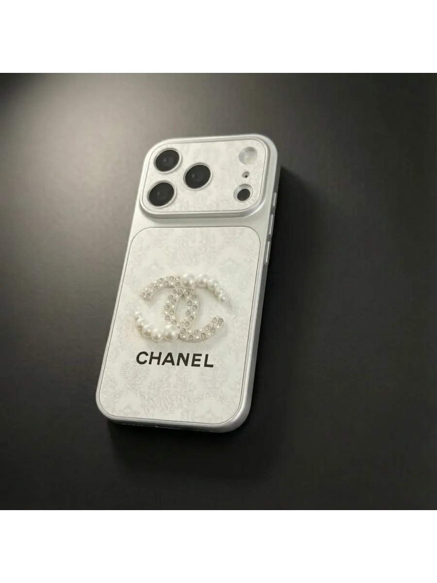 CHANEL чехол для iPhone, жемчуг и стразы