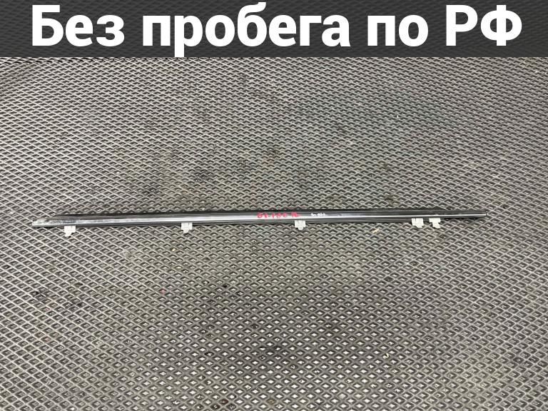 Молдинг стекла Toyota Cresta GX100 FL