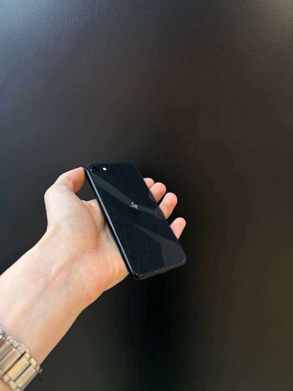 Смартфон Apple iPhone SE 2020 64 ГБ, nano SIM+eSIM, Ростест, черный
