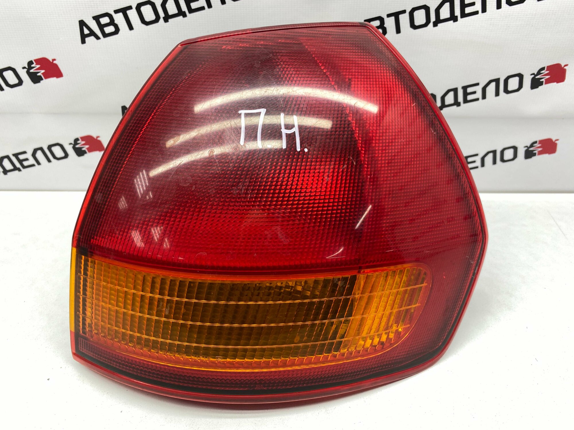 Фонарь з/п Nissan AD Y11 1999 г