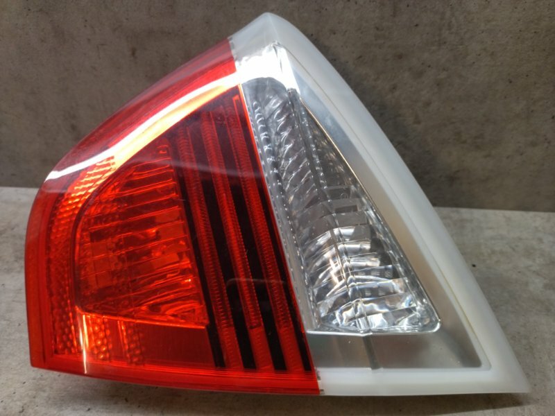 Фонарь правый BMW 3 E90 6937460