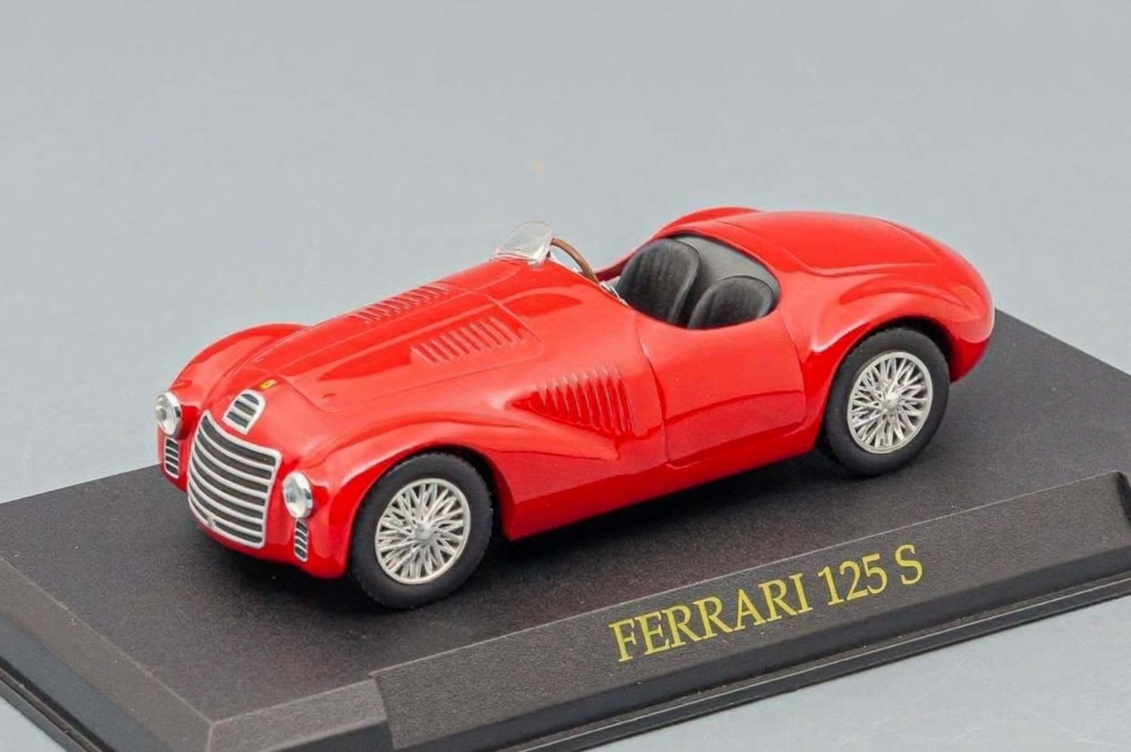 Масштабная модель 1/43 Ferrari 125 S