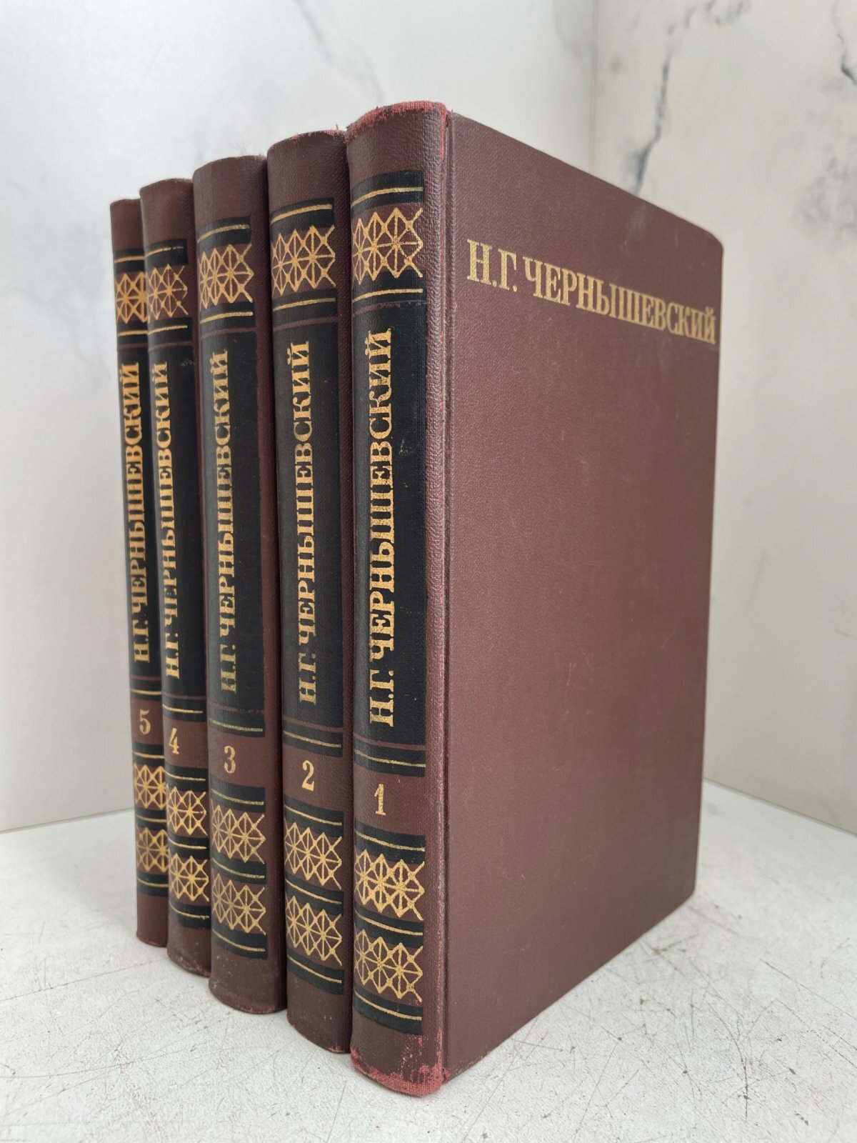 Н.Г. Чернышевский. Собрание сочинений в пяти томах. Н.Г. Чернышевский