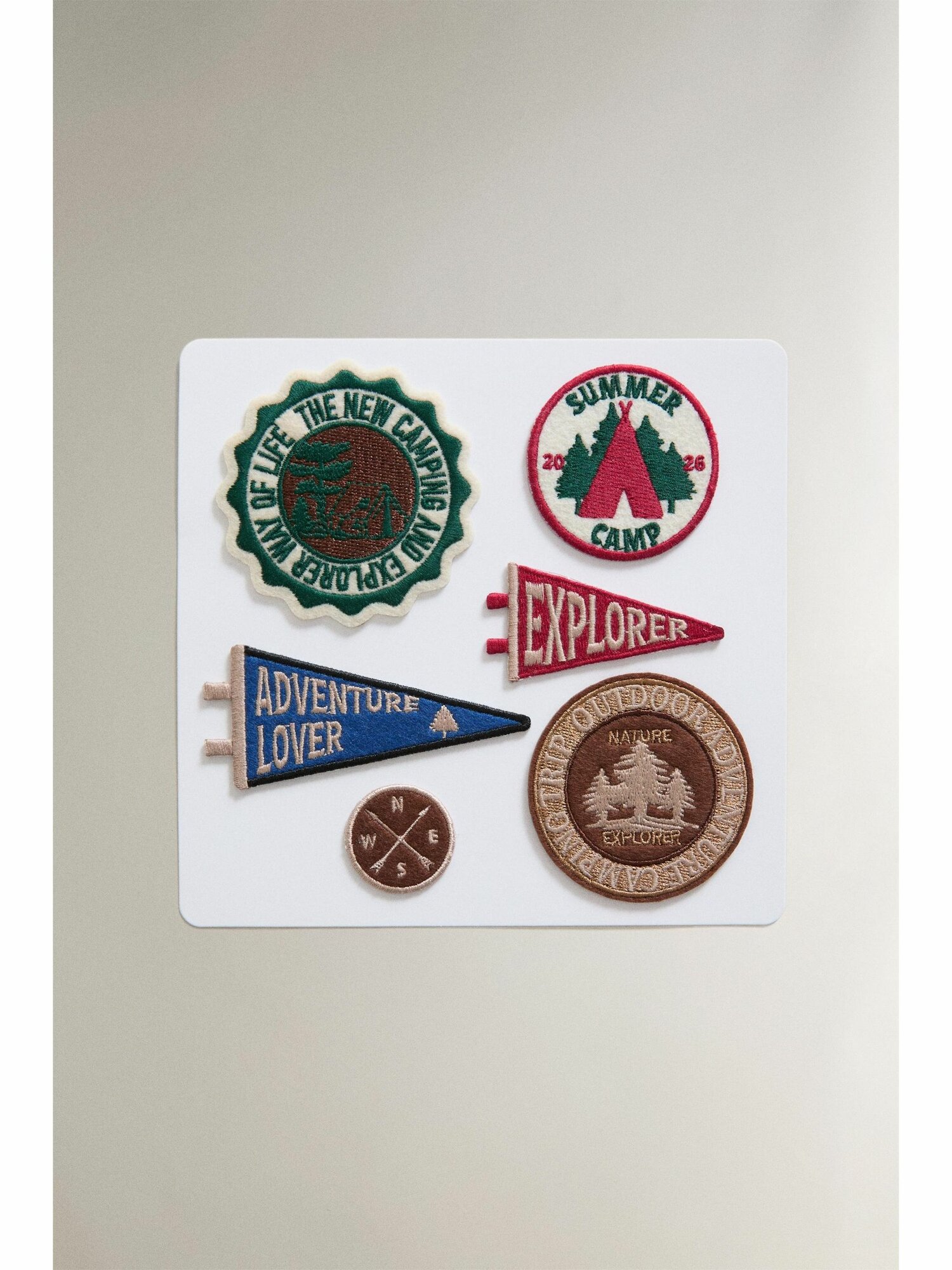 Термонаклейка Zara SET OF CAMPING PATCHES (SET OF 6)