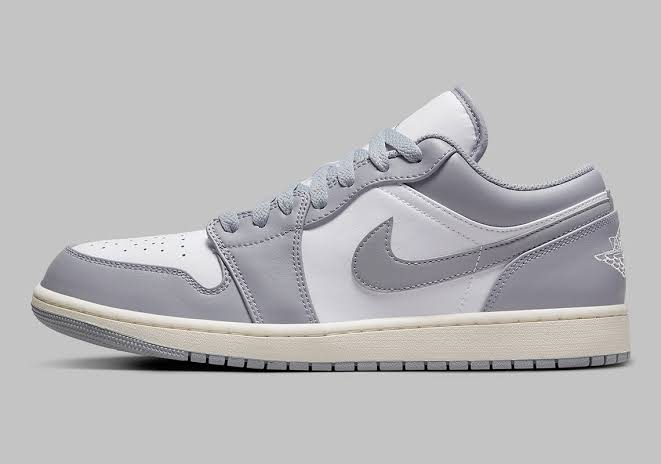 Кроссовки Air Jordan 1 Low