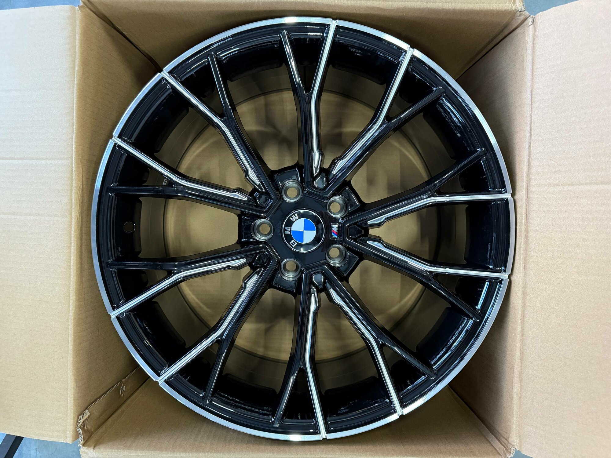 Литые диски Zumbo Wheels 10×R20 5×120