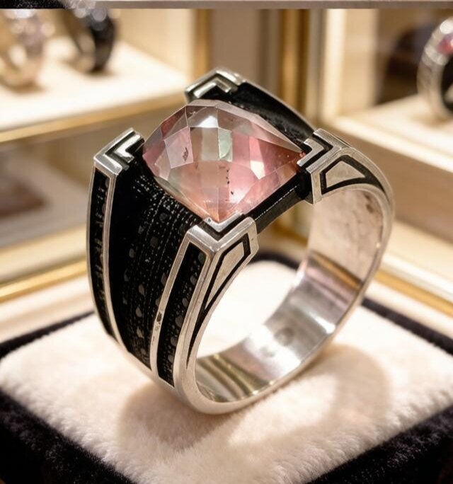 Печатка Эстерелла, серебро, 925 проба, чернение, фианит, султанит