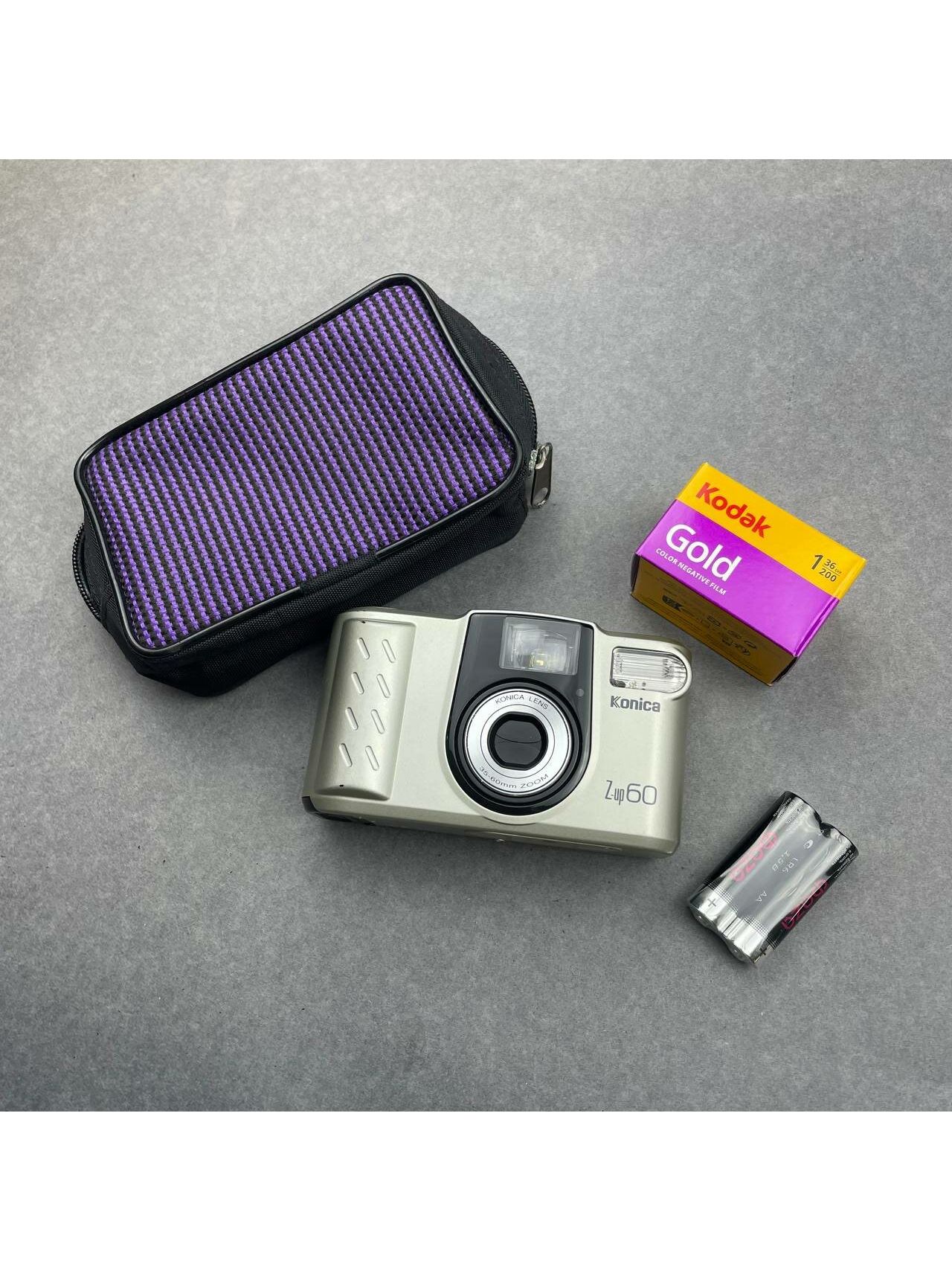 Винтажный пленочный фотоаппарат Konica Z-up 60, с фотопленкой