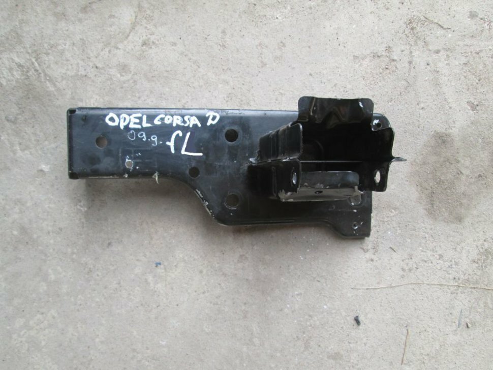 Кронштейн усилителя переднего бампера левый 13191880 Opel Corsa-D 2006> б/у