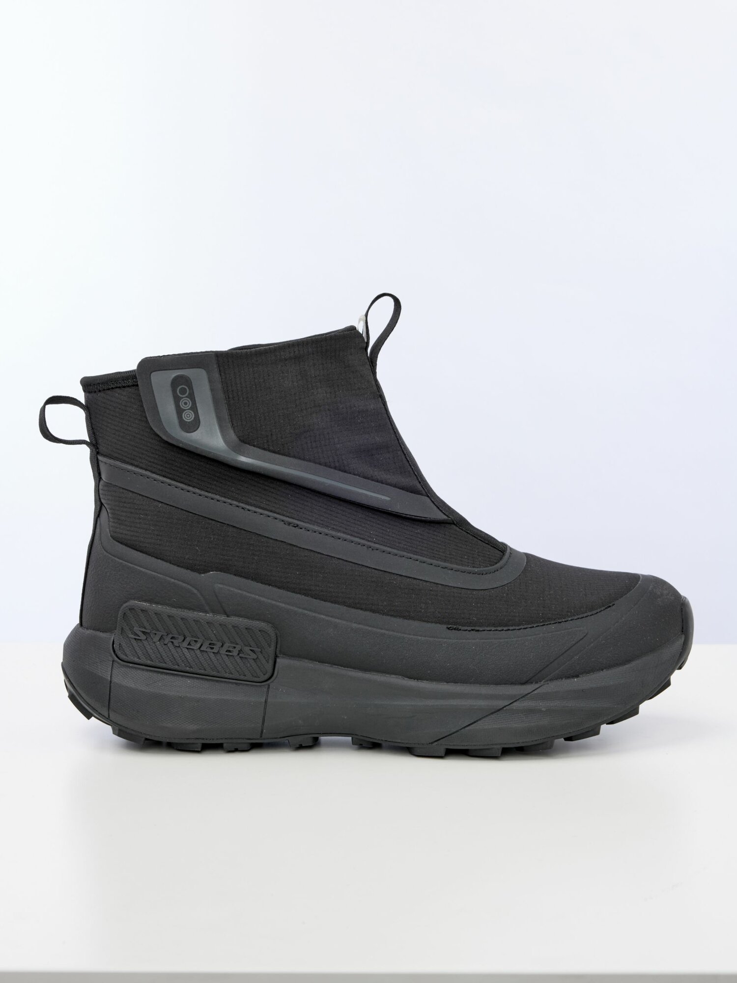 Кроссовки STROBBS