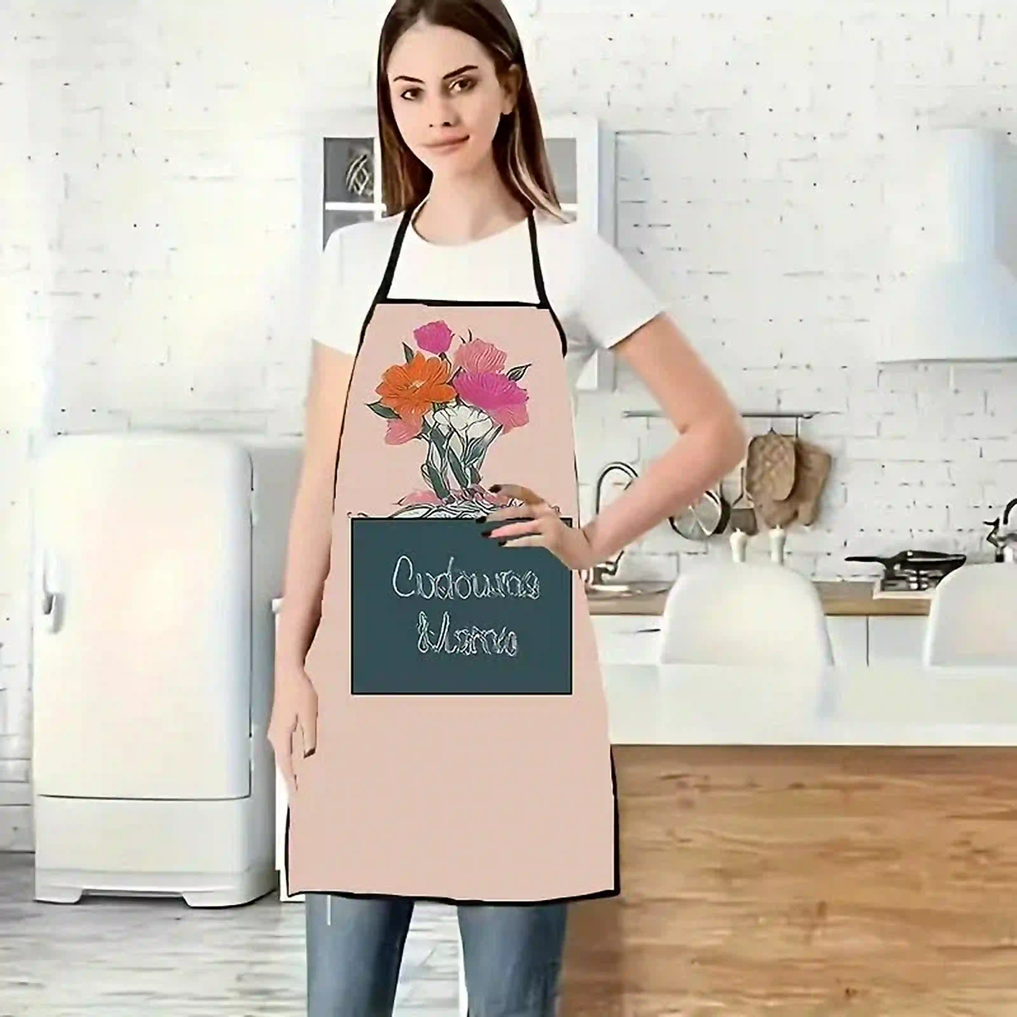 Фартук с карманами, розовый с цветочным принтом, универсальный для кухни, парикмахерских, маникюра и садоводства.