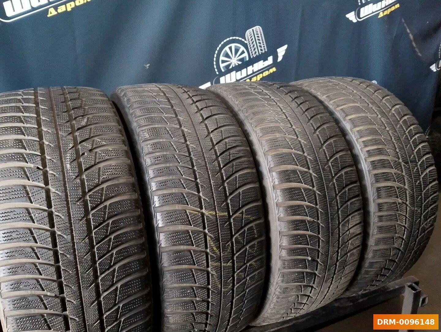 Комплект (4 шт) зимних БУ шин Bridgestone Blizzak LM-001 225/40 R18 50% износ 8252439905