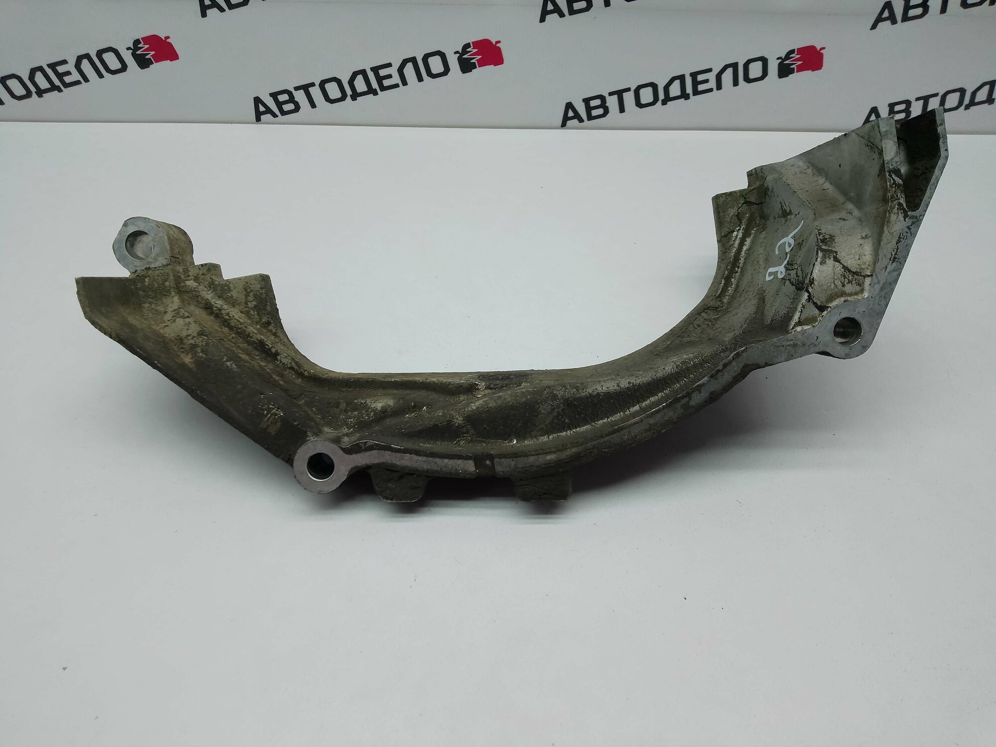 Кронштейн опоры двигателя Honda Avancier 2001 г
