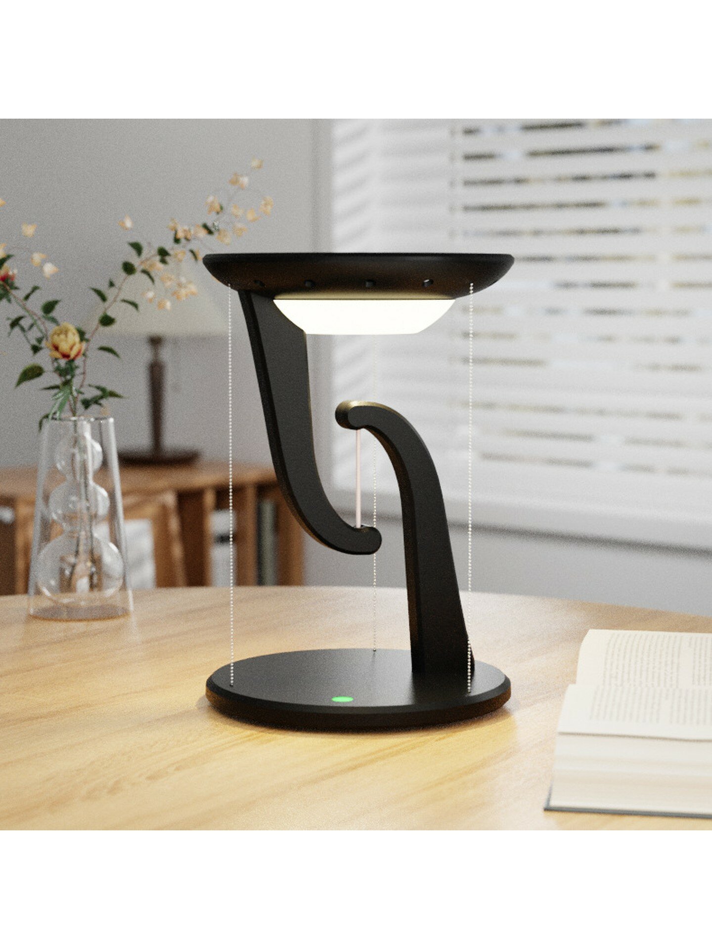 Настольная светодиодная лампа левитация антигравитация LED с беспроводной зарядкой, премиум модель 2368, чёрный цвет
