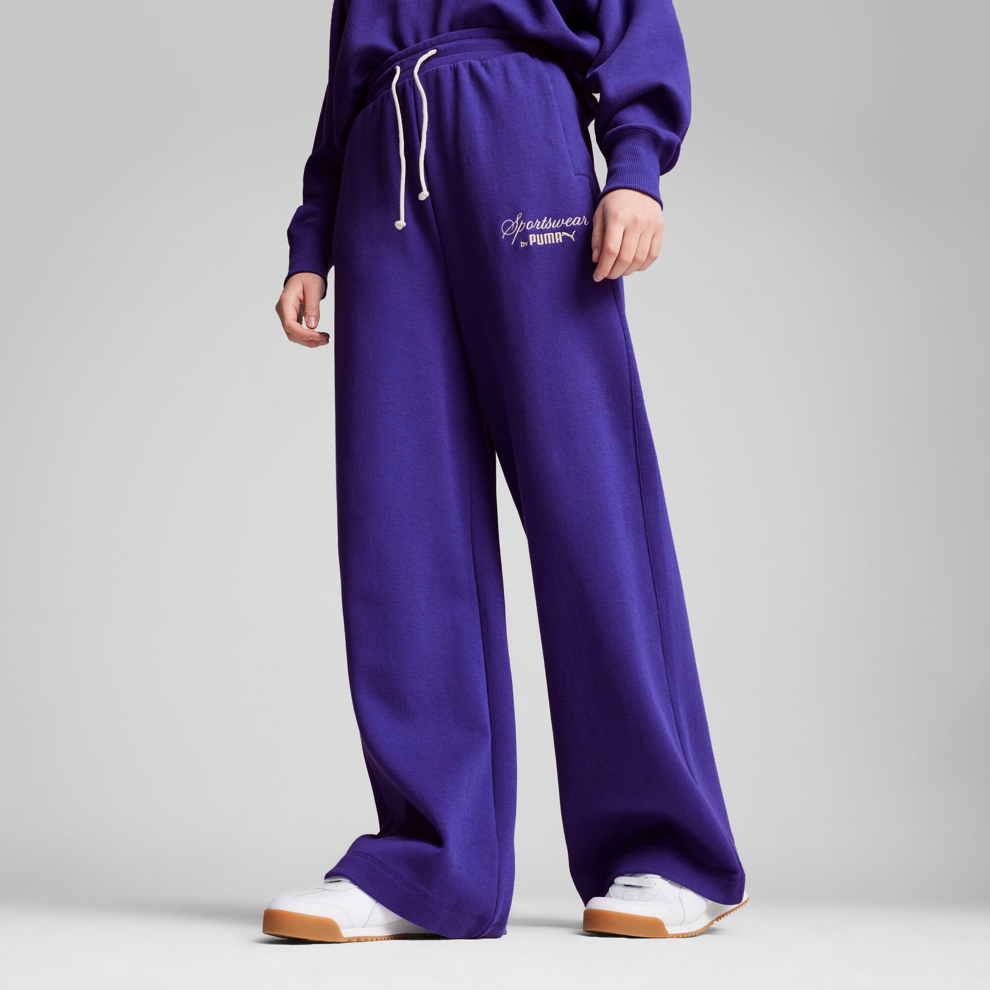 Брюки клеш CLASSICS+ Relaxed Sweatpants