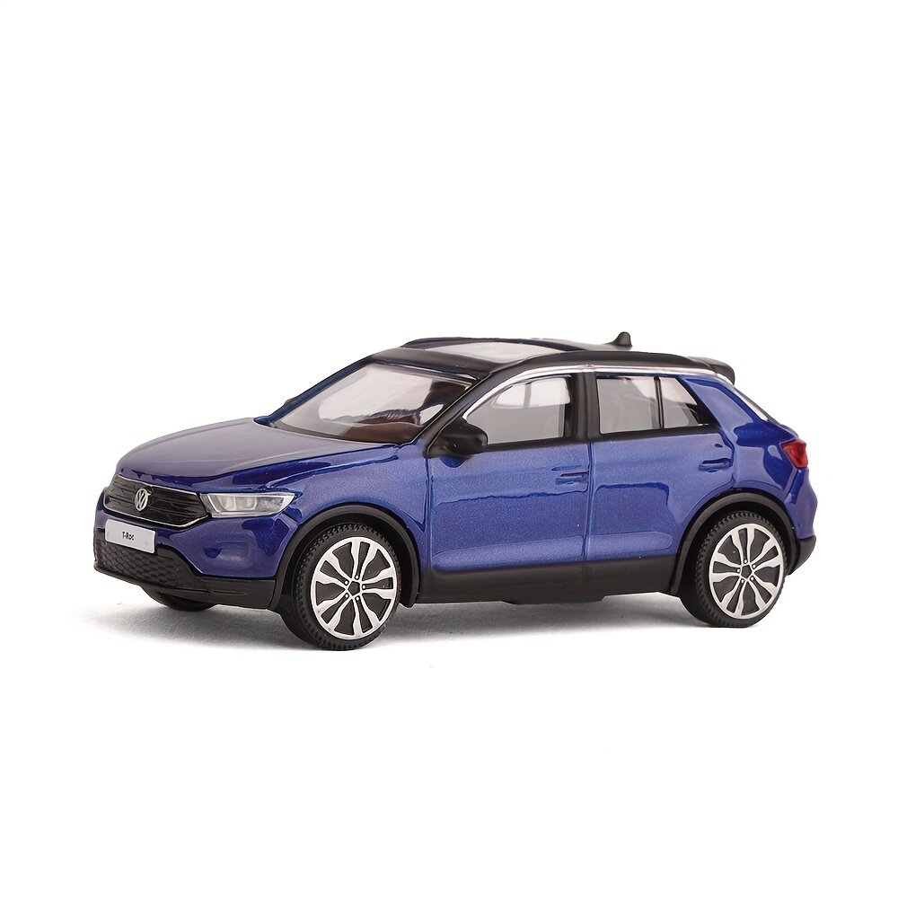 Модель автомобиля Volkswagen T-Roc синего цвета в масштабе 1:43