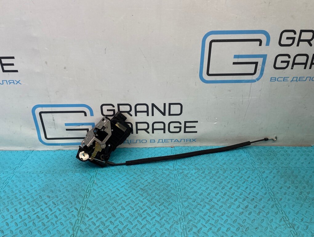 Замок двери Mercedes-Benz M-Class W163 OEM A1637202635