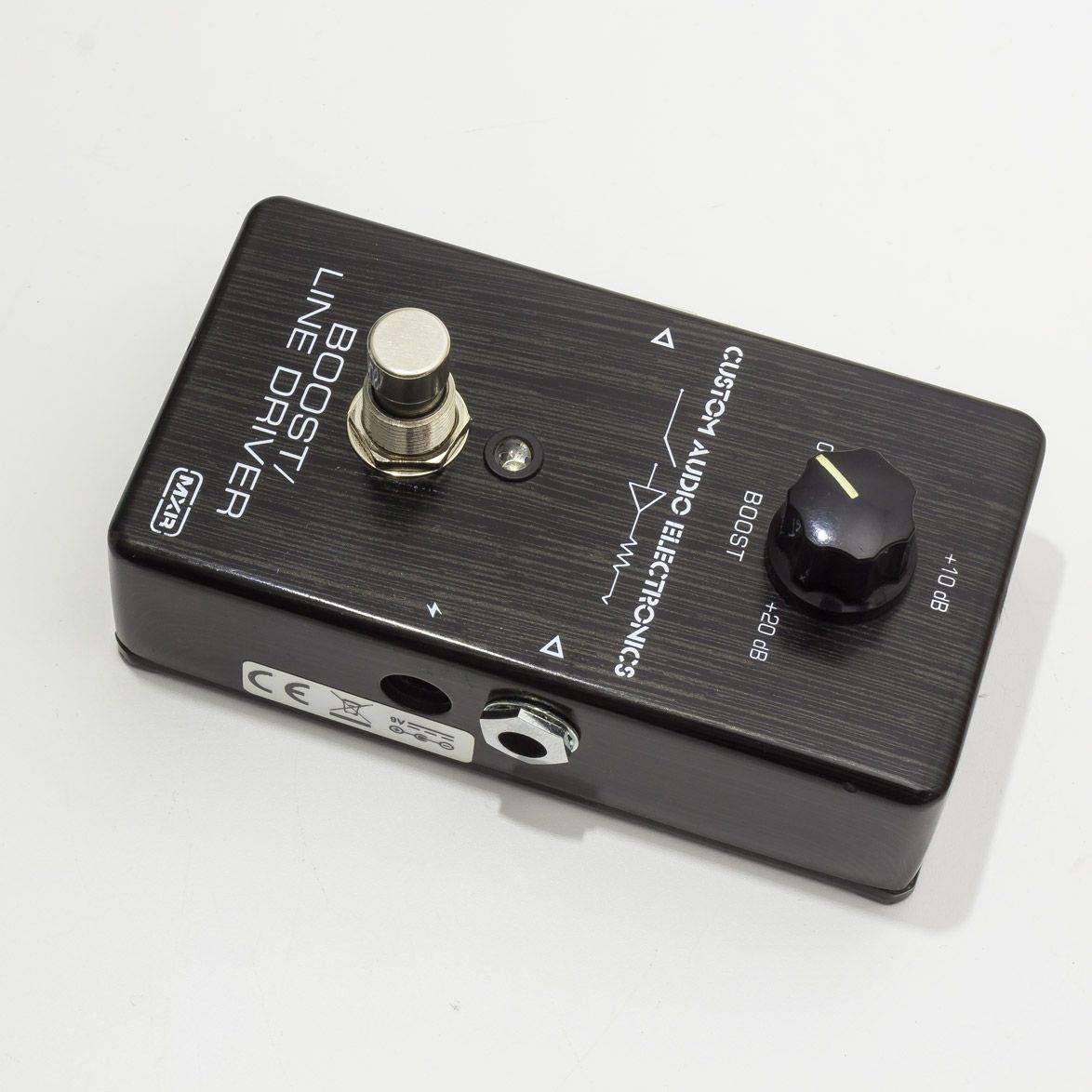 MXR MC401 CAE Boost/Line Driver - педаль эффектов (Дисконтный товар. Возможны мелкие царапины и потёртости на корпусе) — фото 1