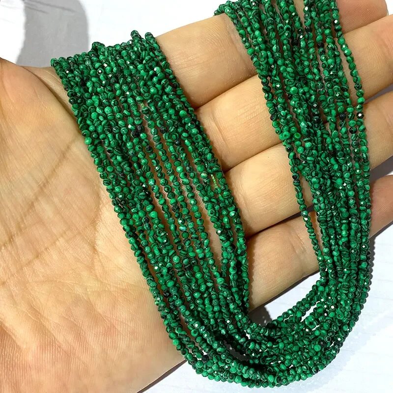 Малахитовые бусины 4 мм, 90-93 шт.